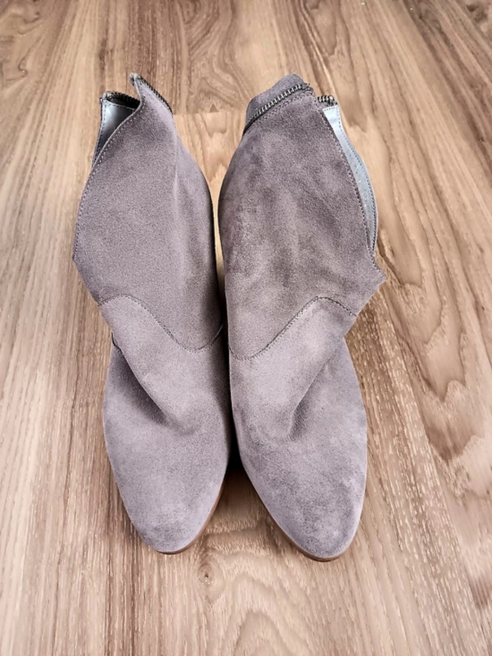 Tesori Suede-Leather Ankle Boots in Taupe Color